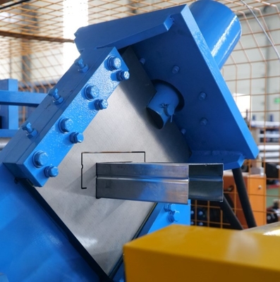 Rotolamento di pagina del sistema del perno d'acciaio che forma macchina/che riempie di malta il laminatoio della chiglia