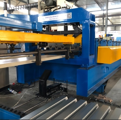 Rotolamento composito della piattaforma della piattaforma della forma del tetto che forma macchina per U.S.A.