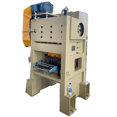 Linea di punzonatura automatica personalizzabile per lamiere metalliche piccole / grandi con raccolta scarti