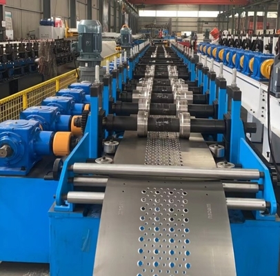 Piattaforma di scaffalatura in acciaio a pannello camminante