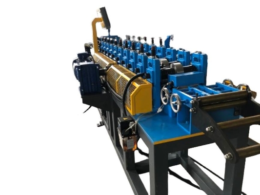 Macchina di modellazione a rotoli leggera completamente automatizzata per aumentare la produttività