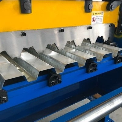 1.5′′ Composite Deck Durable Floor Decking Rolling Forming Machine