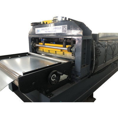 Dovetail Decking roll forming machine per il mercato USA Progettata e fabbricata per esigenze specifiche del paese