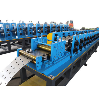 Macchina avanzata per la formazione di rotoli per scaffali verticali con sistemi di foratura e taglio