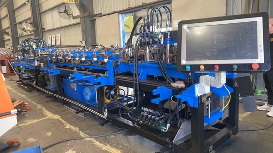 Apparecchiature per le macchine di plastica in acciaio leggero regolabili