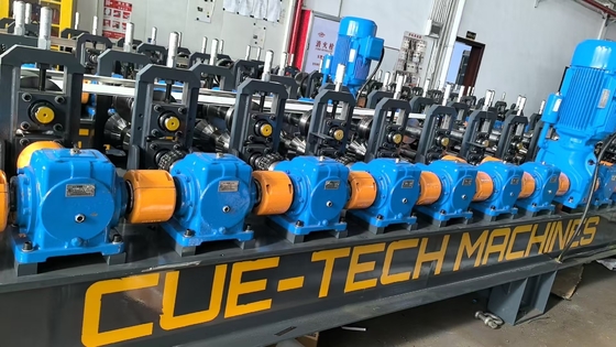 Macchine per la formazione di rotoli di taglio per acciaio e alluminio con capacità di spessore compresa tra 30 e 16 calibri