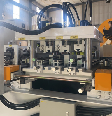 Intelligente CZ macchina di formazione a laminazione dopo taglio con fori a foratura personalizzati