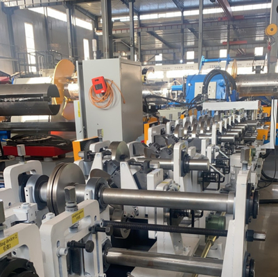 Intelligente CZ macchina di formazione a laminazione dopo taglio con fori a foratura personalizzati