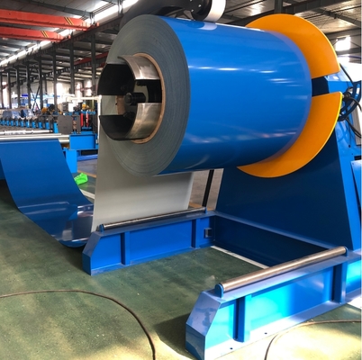 Macchine per la formazione di lamiere ondulate per tetti metallici