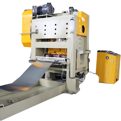 Linea di produzione automatica punzonatura e taglio a misura